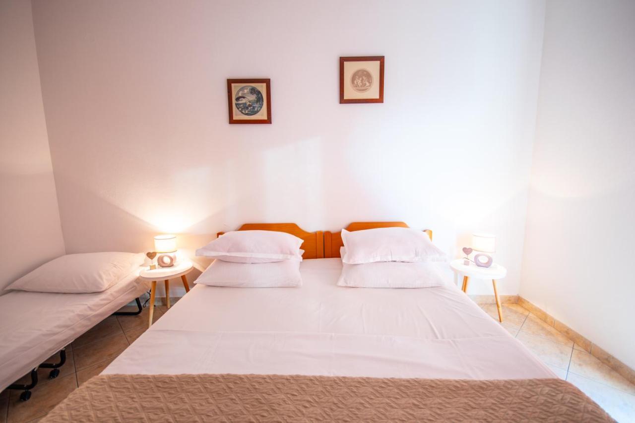 Apartment Franić Podstrana Buitenkant foto